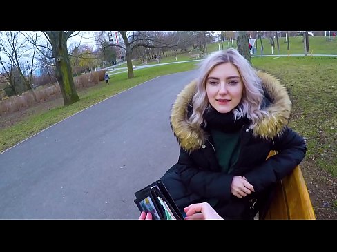 ❤️ Sluk 'n vreemdeling se warm kom vir geld - blowjob in the park deur Eva Elfie Mooi pornografie by porn af.naughtyhentai.ru